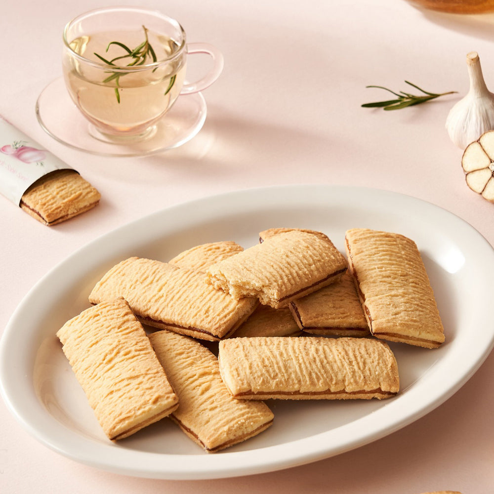 Jeju Garlic Sablé Sandwich (10 pieces)