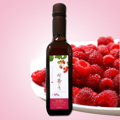 Sanaecho - Organic Wild Strawberry Wine Vinegar (100% Fermented Vinegar) 250ml