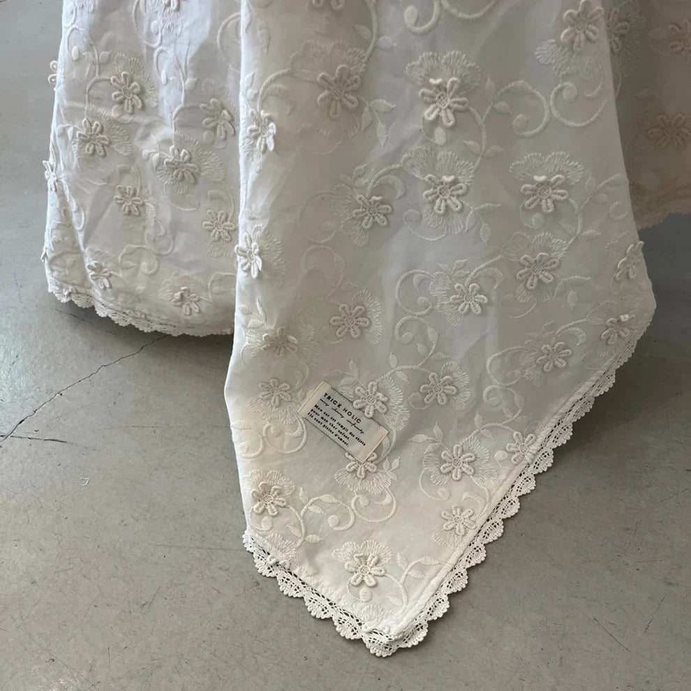 Sentimental Trickholic Garden Flower Blanket (Select Size)