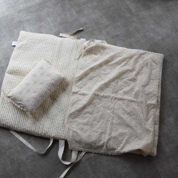 Sentimental Trickholic Garden Flower Blanket (Select Size)