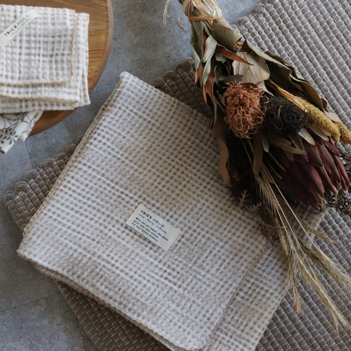 Sentimental Trickholic Gingham Check Waffle Gauze Picot Lace Blanket (Select Size)