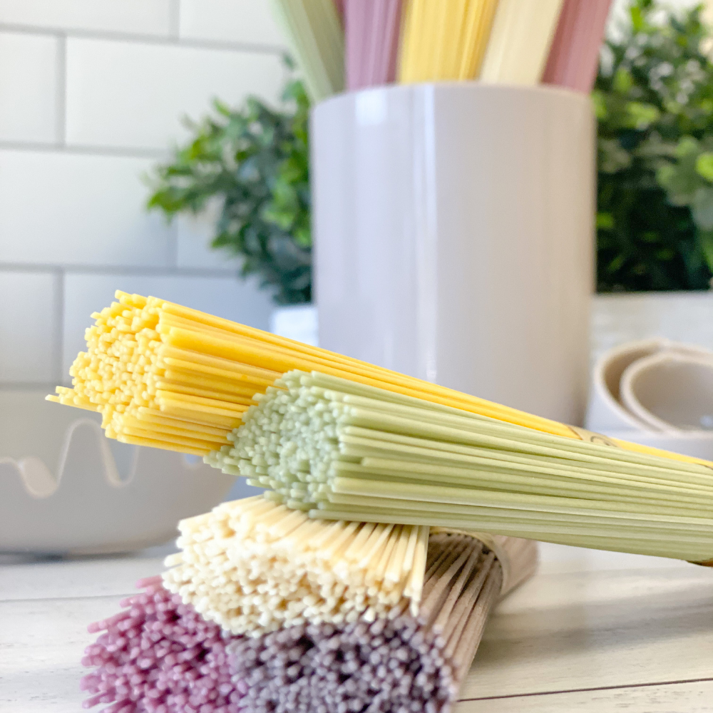 Myeongawon Suyeon Rainbow Hand-Stretched Noodle Gift Set 1kg