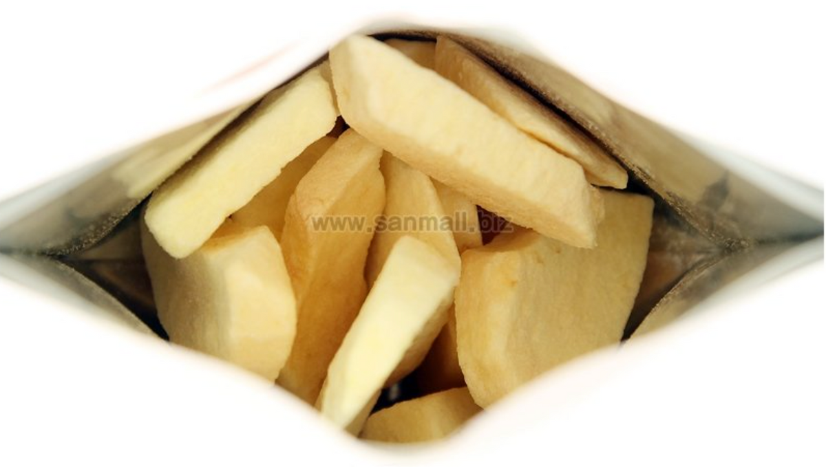 100% Natural Freeze-Dried Apple Chips from Sanmaeul contains real apple at Seoul Mills.