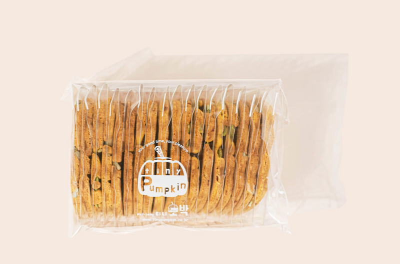 TINY PUMPKIN Pumpkin Crackers ( 18 crackers per box * 2 boxes)(EXP.DATE:11/03/2023)