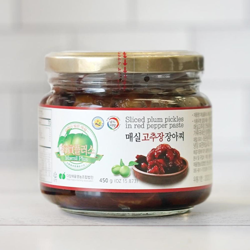 Maesil Plus Sliced Pickled Plums in Plum Red Pepper Paste 450g