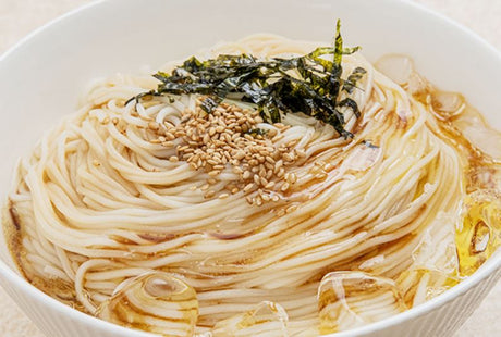 [Dadaikseon] Muju Cheonma - Deulcham Noodles 271g x 5 packs
Expiration Date: September 15, 2023