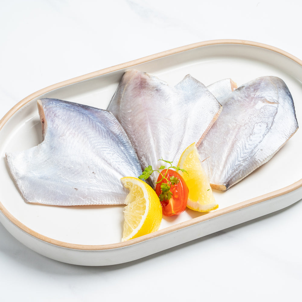 [Free Separate Shipping] 8-Variety Wild Seafood Set 2.5kg (Yellowtail, Spanish Mackerel, Butterfish, Flounder, Conger Eel, Crab Meat, Sea Squirt, Sea Cucumber) Buy 1 Get 1 Free