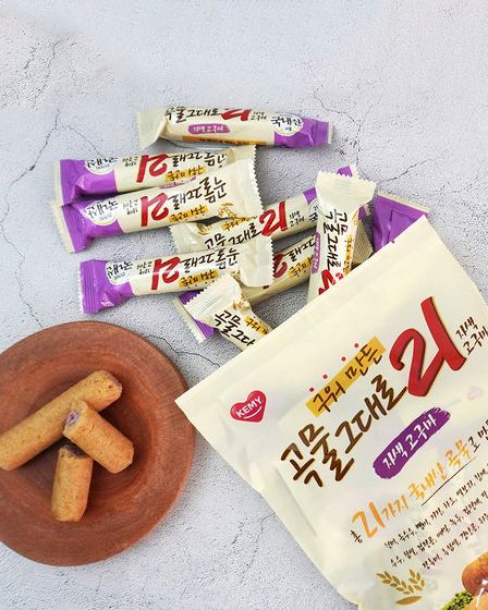 Baked Whole Grains 21 Crispy Roll 150g (Purple Sweet Potato)