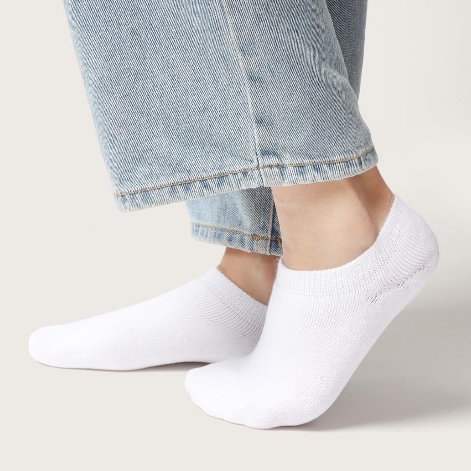 Everyday Convenient Women's Fleece-Lined Socks (2 Pairs)