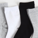 Convenient Everyday Socks Women's Cotton Mid-calf Socks (Color Selection)