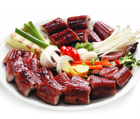 [Free Separate Shipping] Seonunsan - Pungcheon Grilled Freshwater Eel 1.3kg (4 Packs of Gochujang + 4 Packs of Soy Sauce)