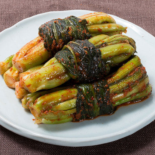 [Pre-order] Ttrechan Nuruk-Fermented Whole Cabbage Kimchi 3kg + Mustard Leaf Kimchi 2kg