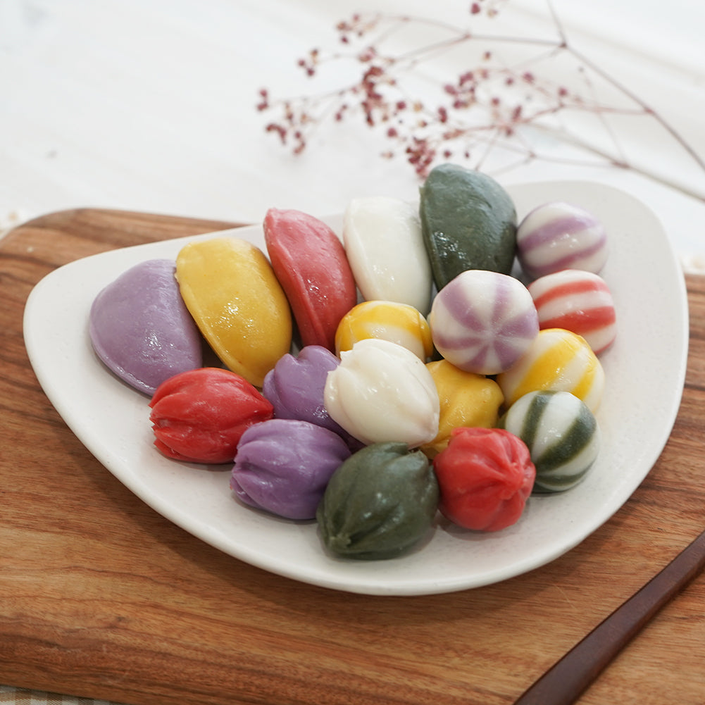 [Free Separate Shipping] Siru & Banga 6-Piece Rice Cake Set (Red Bean Paste Sliced Rice Cake, Cream Cheese Glutinous Rice Cake, Tiramisu Glutinous Rice Cake, Five-Color Bangul-tteok, Five-Color Bead Rice Cake, Five-Color Baram-tteok)