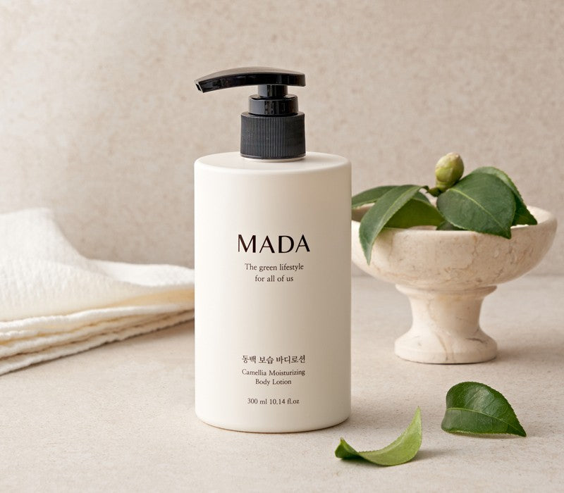 [Free Separate Shipping] MADA - Camellia Moisturizing 6-Piece Set
2 x Shampoo 500ml + 1 x Treatment 200ml + 1 x Body Wash 500ml + 1 x Body Lotion 500ml + 2 x Hand Cream 50ml + 2 x Tinted Lip Balm