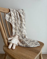 Sentimental Trickholic 4-Layer Vintage Flower Blanket (Select Size)