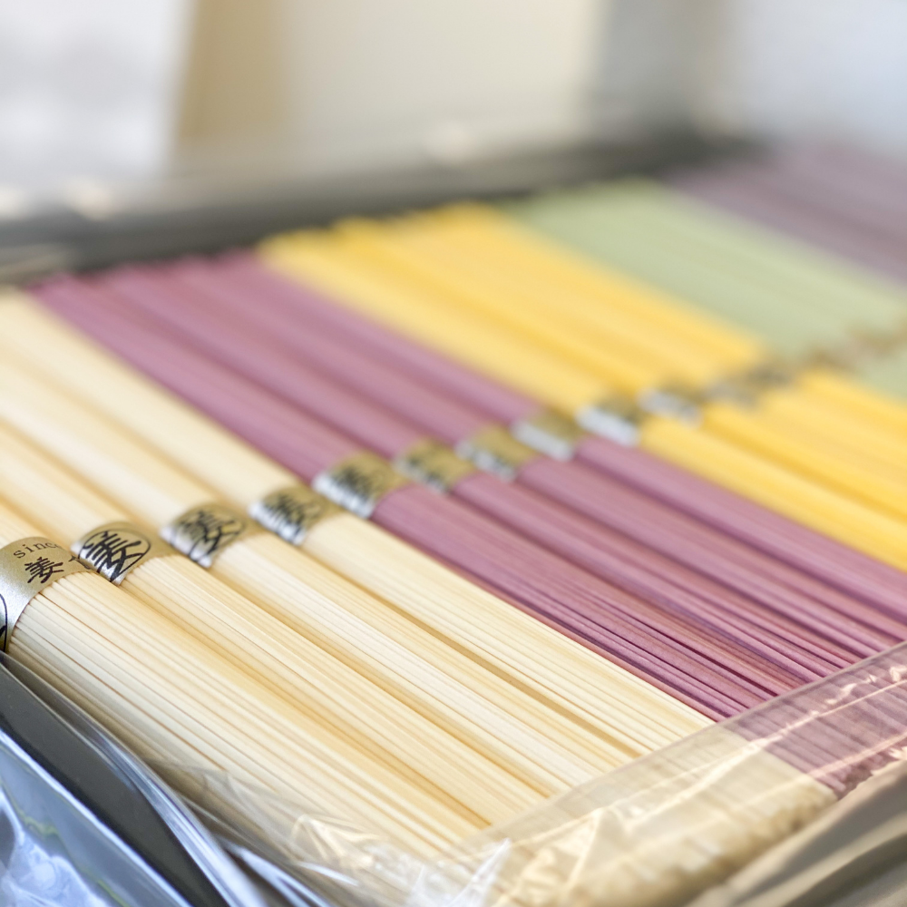 Myeongawon Suyeon Rainbow Hand-Stretched Noodle Gift Set 1kg