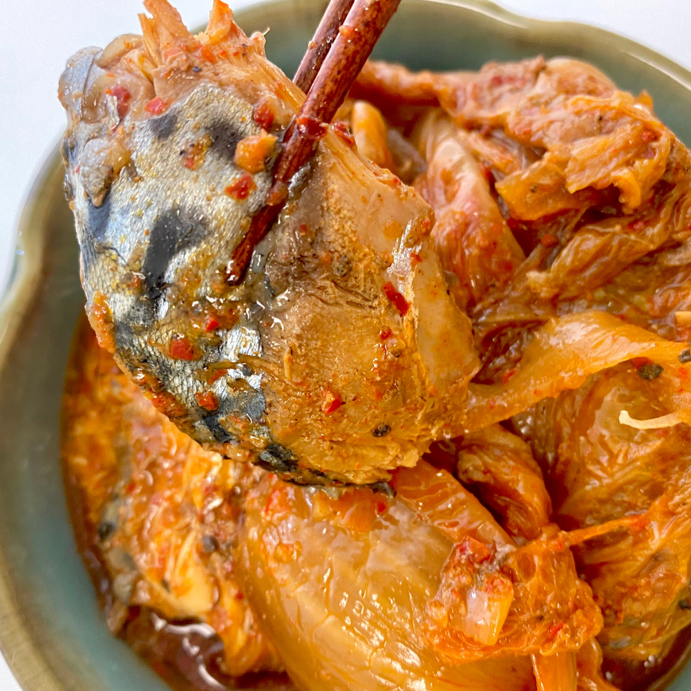 [SEPARATE NEXT DAY SHIPPING] UMMA SOHN BANCHAN Braised Mackerel with Aged Kimchi (4 Packs per Set)