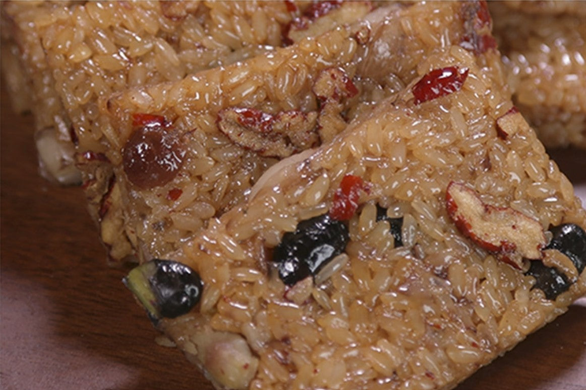 [MILLS EXPRESS] GRC Sweetened Rice with Dried Fruits & Nuts (Yak Sik) 45g x 10 pcs