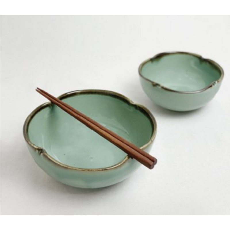 Dangozai Four-Leaf Clover Shaped Celadon Bowl Set for Two (2 Rice Bowls, 2 Soup Bowls)