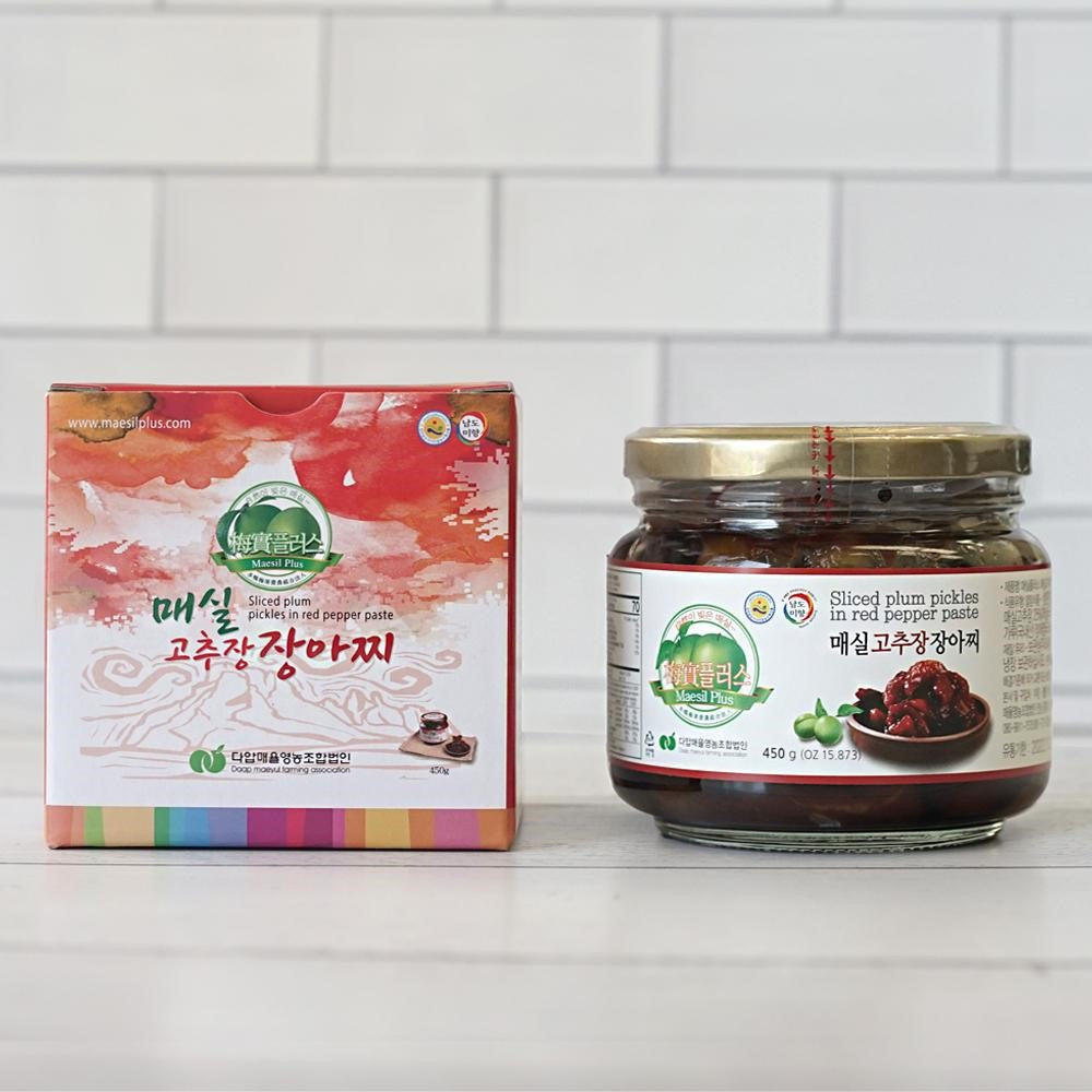 Maesil Plus Sliced Pickled Plums in Plum Red Pepper Paste 450g