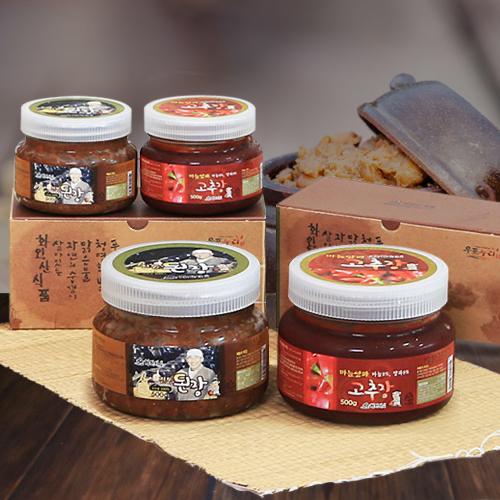 Traditional Korean Soybean Paste & Garlic Onion Red Pepper Paste Set