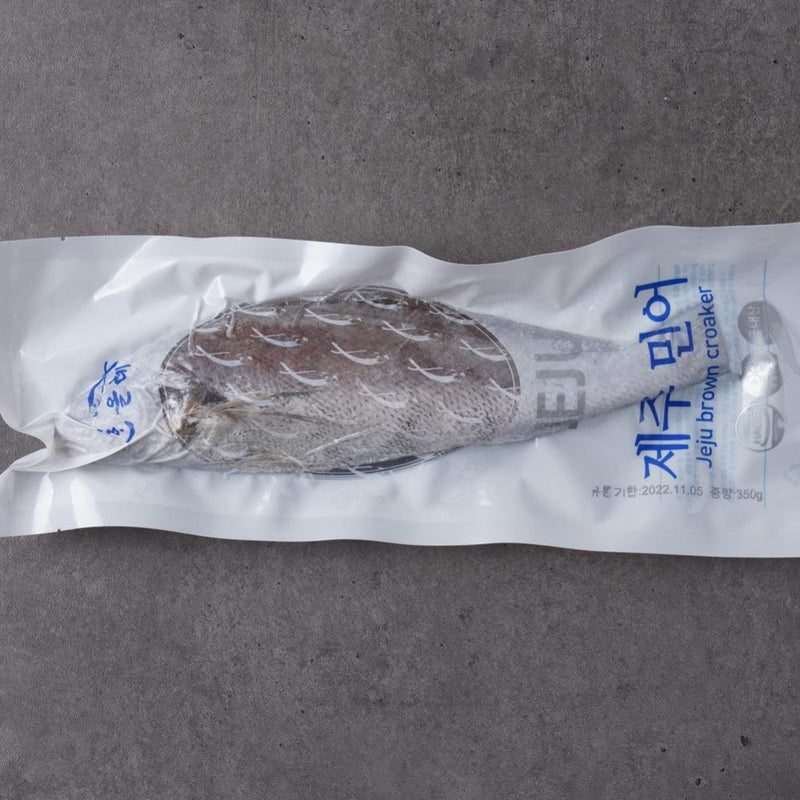 [SEPARATE FREE SHIPPING]  Jeju Brown Croaker (Min-eo) 2.4kg