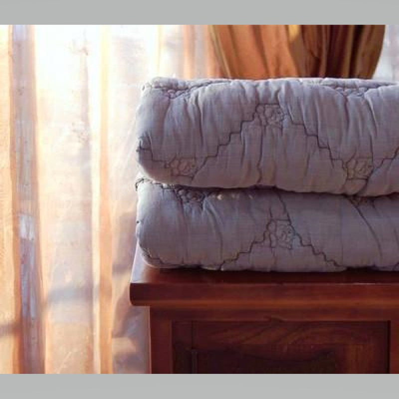 Silver Charcoal Blanket (Queen) - Gray